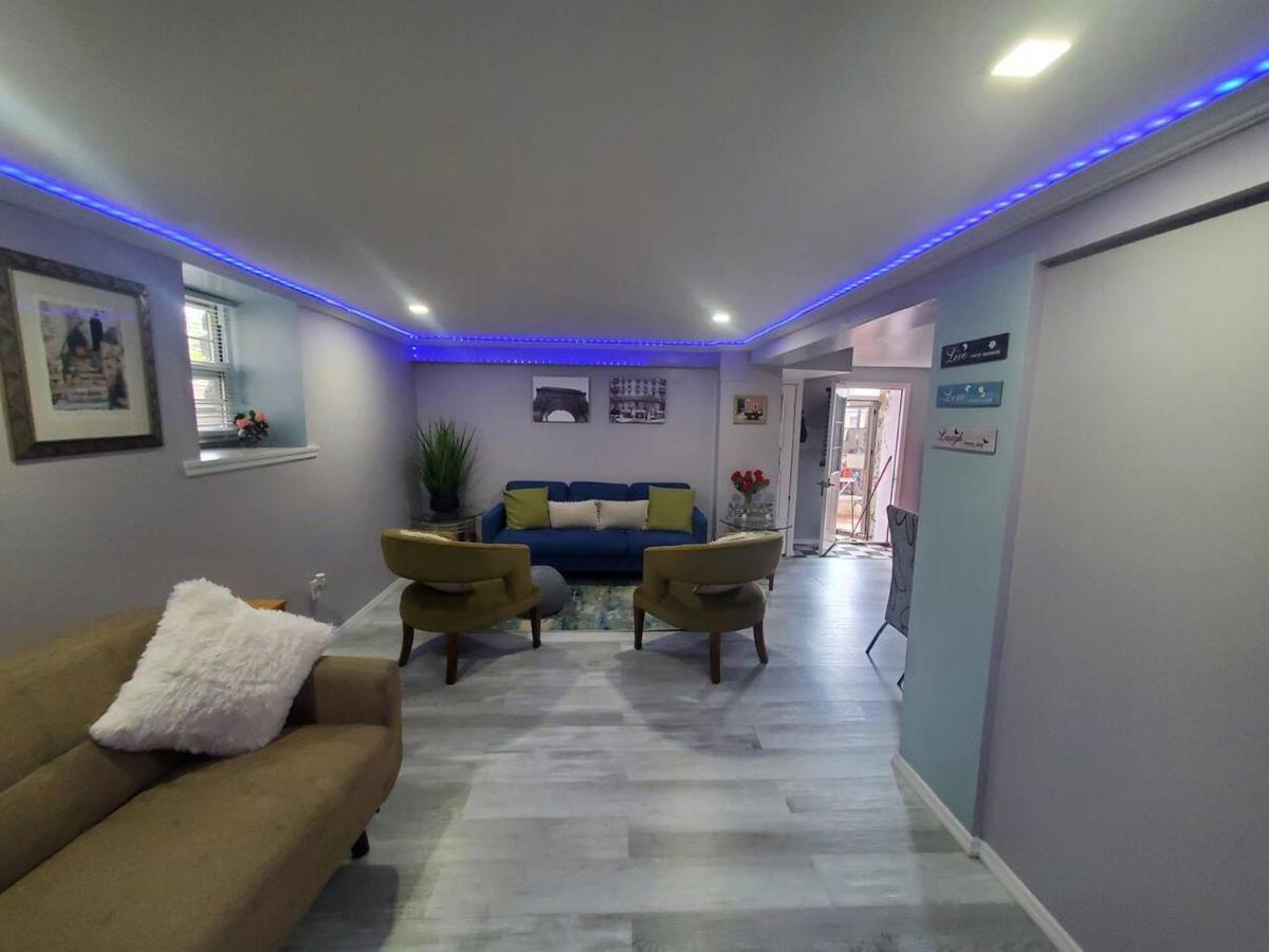 Lovely 2 Bedroom Apartment With 2 Entrance And Parking ニューヨーク エクステリア 写真