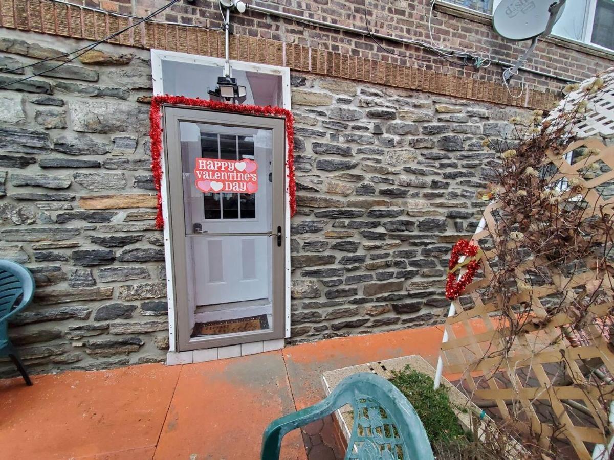Lovely 2 Bedroom Apartment With 2 Entrance And Parking ニューヨーク エクステリア 写真