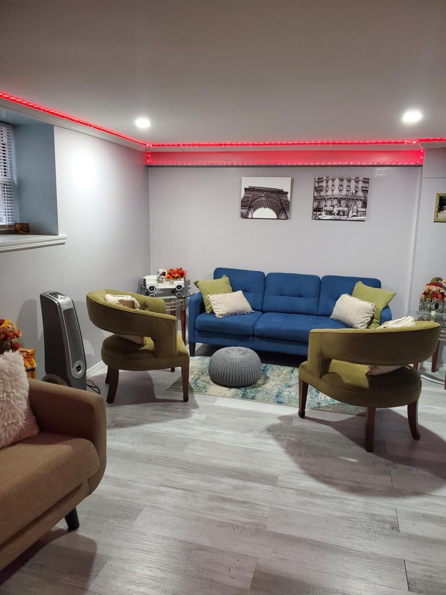 Lovely 2 Bedroom Apartment With 2 Entrance And Parking ニューヨーク エクステリア 写真